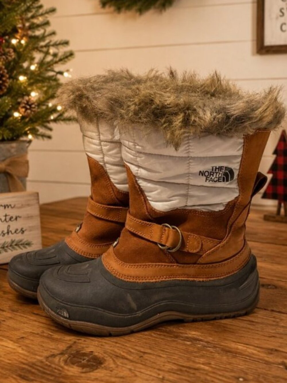 The North Face Women’s 9.5 Brown Faux Fur Insulated Winter Snow Boots